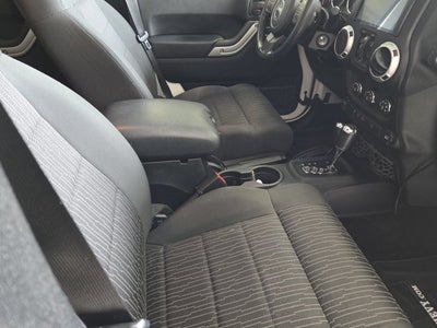 2012 Jeep Wrangler Unlimited Unlimited Sahara