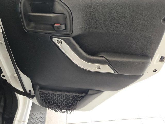 2012 Jeep Wrangler Unlimited Unlimited Sahara