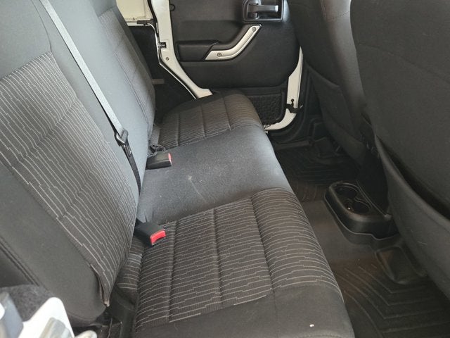 2012 Jeep Wrangler Unlimited Unlimited Sahara