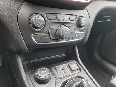 2019 Jeep Cherokee Altitude