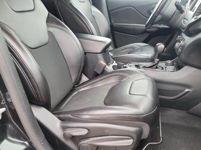 2019 Jeep Cherokee Altitude