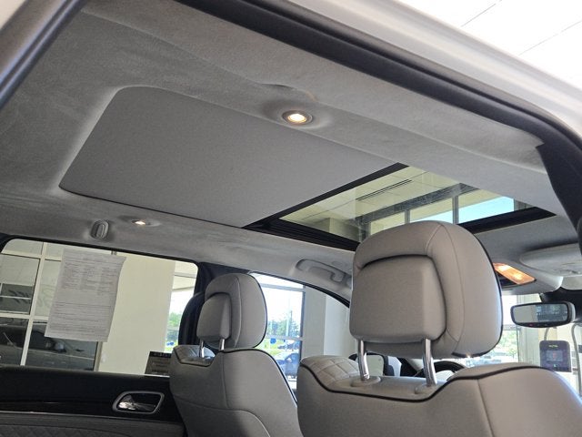 2019 Jeep Grand Cherokee Summit