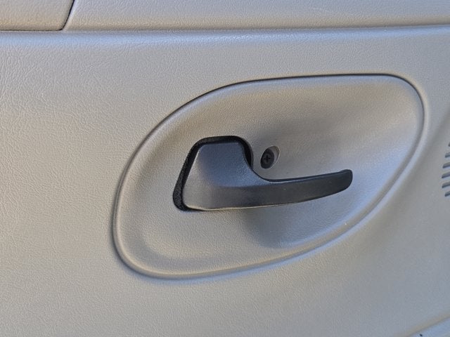 2007 Ford Econoline Commercial Cutaway Base