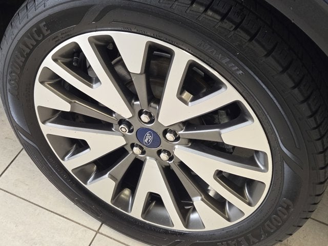 2020 Ford Escape Titanium AWD