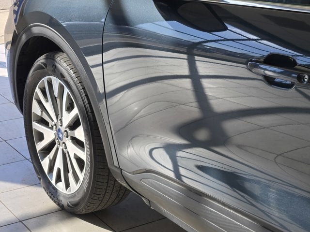 2022 Ford Escape Titanium AWD