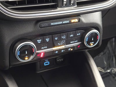 2022 Ford Escape Titanium AWD