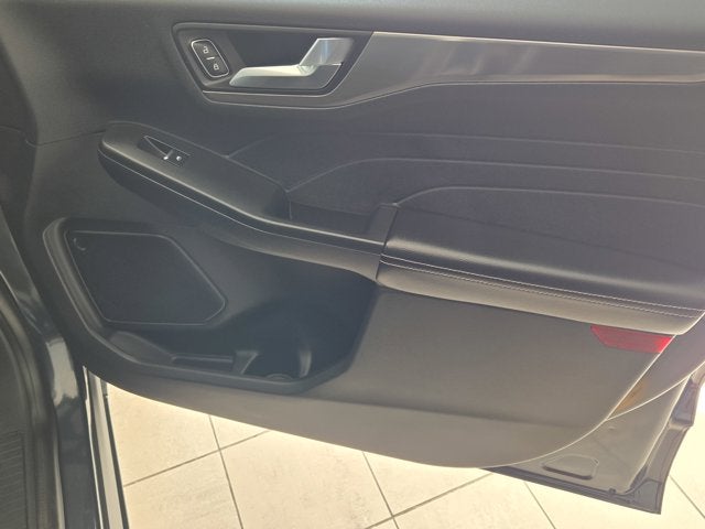 2022 Ford Escape Titanium AWD