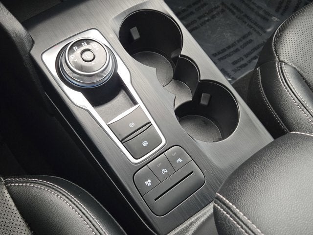 2022 Ford Escape Titanium AWD