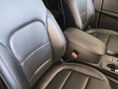 2022 Ford Escape Titanium AWD