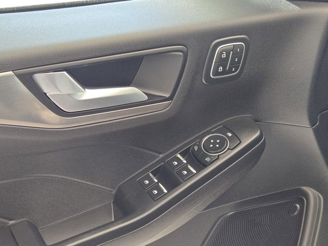 2022 Ford Escape Titanium AWD