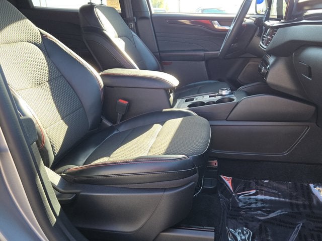 2024 Ford Escape ST-Line AWD
