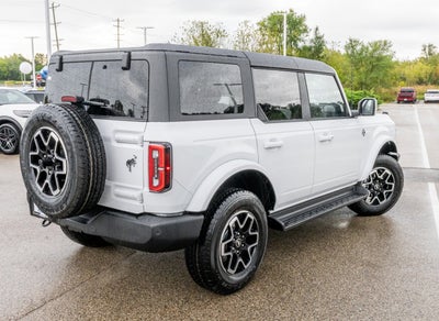 2025 Ford Bronco Outer Banks®