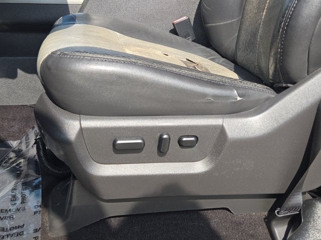 2011 Ford Super Duty F-250 SRW Lariat