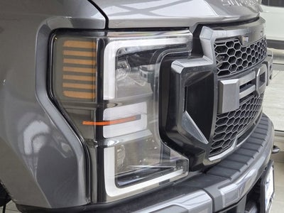 2022 Ford Super Duty F-250 SRW Lariat