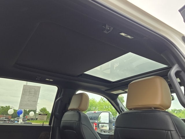 2024 Ford Super Duty F-350 SRW Lariat