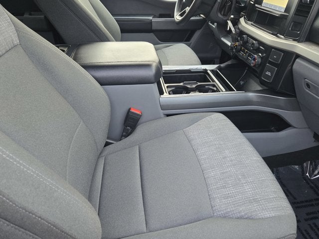 2023 Ford Super Duty F-450 DRW XLT