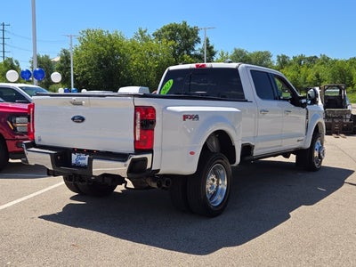 2023 Ford Super Duty F-450 DRW Lariat