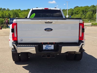 2023 Ford Super Duty F-450 DRW Lariat