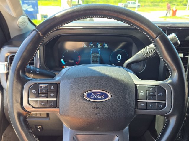 2023 Ford Super Duty F-450 DRW Lariat