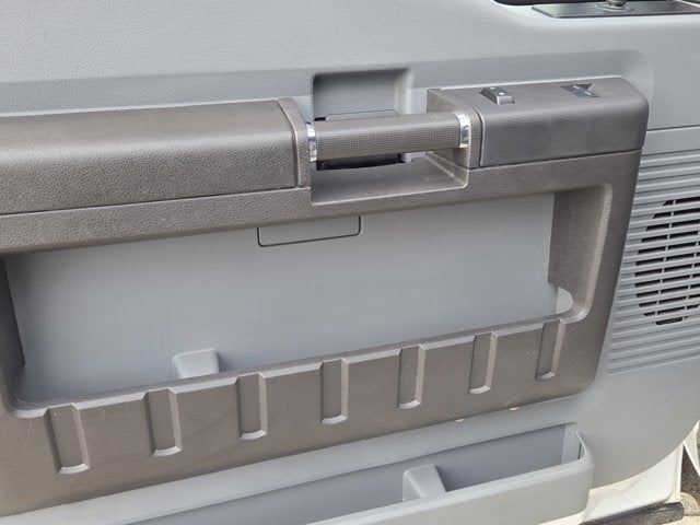 2015 Ford Super Duty F-350 SRW XL