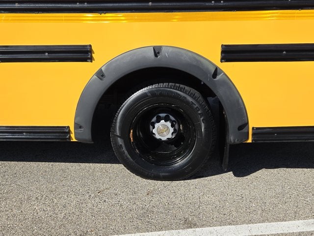 2014 Chevrolet Express Commercial Cutaway School Buss