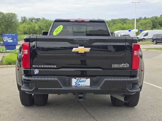 2025 Chevrolet Silverado 3500HD High Country