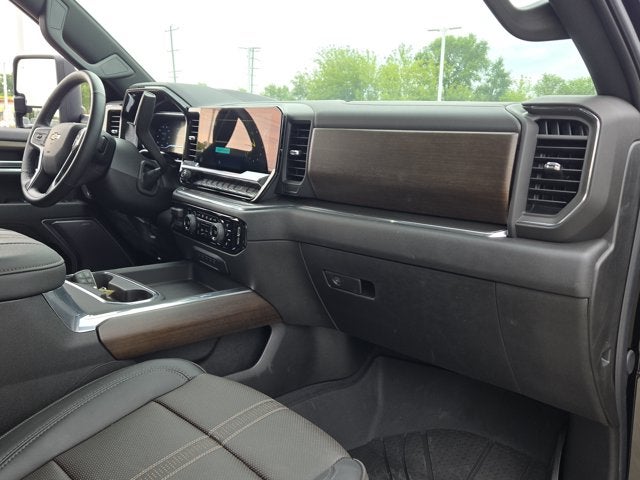 2025 Chevrolet Silverado 3500HD High Country