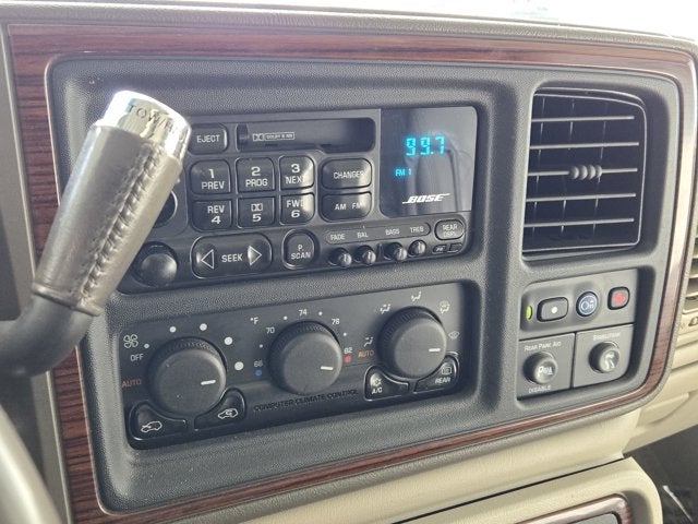 2002 Cadillac Escalade Base AWD