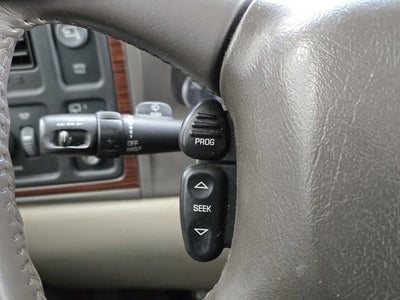 2002 Cadillac Escalade Base AWD