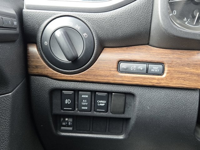 2019 Nissan Titan Platinum Reserve