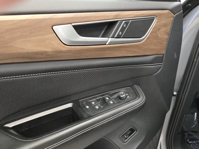 2024 Volkswagen Atlas 2.0T SE with Technology AWD