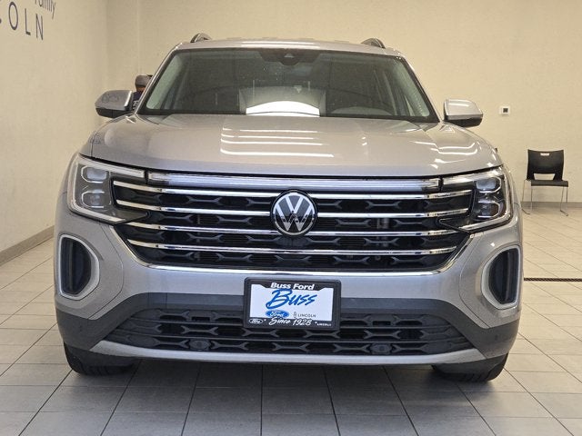 2024 Volkswagen Atlas 2.0T SE with Technology AWD