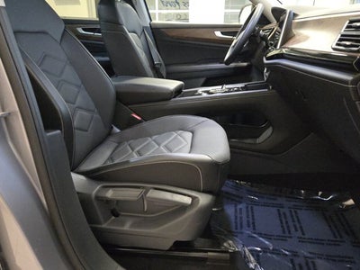 2024 Volkswagen Atlas 2.0T SE with Technology AWD