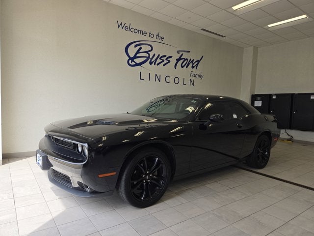 2018 Dodge Challenger SXT's photo