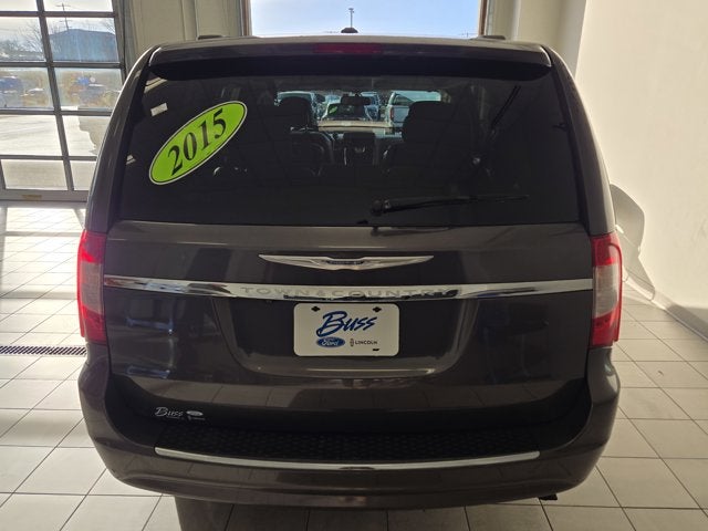 2015 Chrysler Town & Country Touring