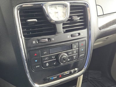 2015 Chrysler Town & Country Touring