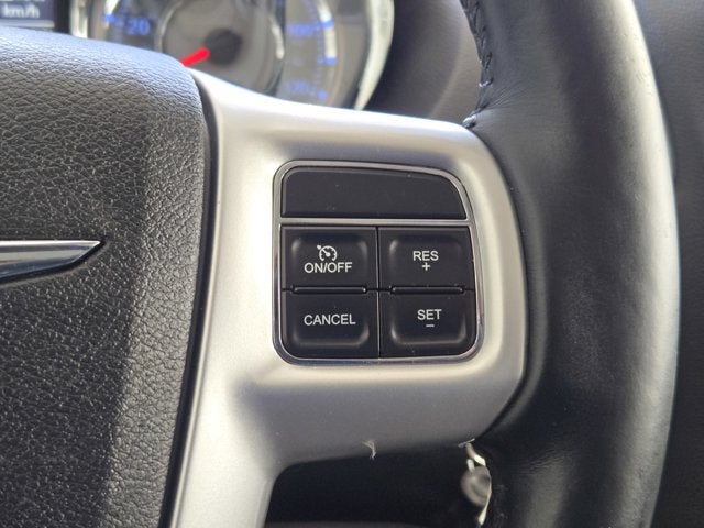 2015 Chrysler Town & Country Touring