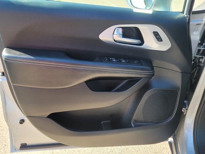 2020 Chrysler Pacifica Touring L Plus