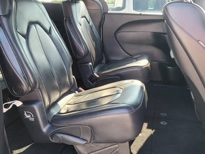 2020 Chrysler Pacifica Touring L Plus
