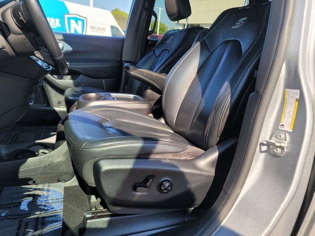2020 Chrysler Pacifica Touring L Plus