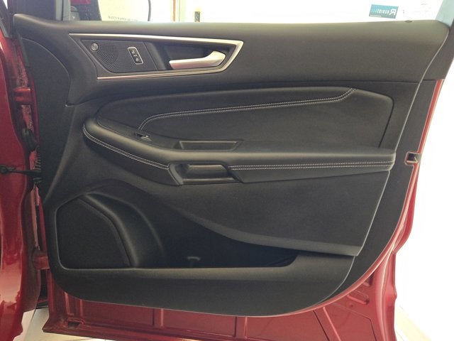 2022 Ford Edge Titanium AWD