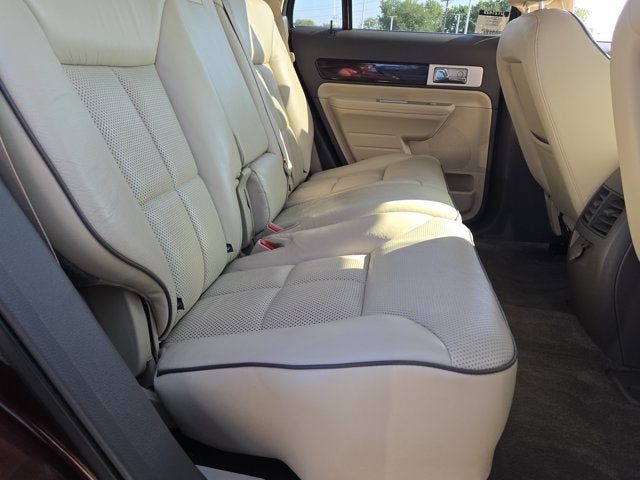 2010 Lincoln MKX Base