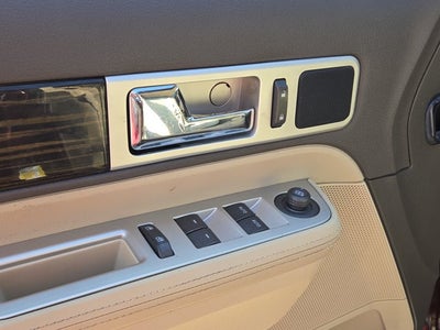 2010 Lincoln MKX Base