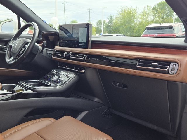 2023 Lincoln Nautilus Reserve AWD