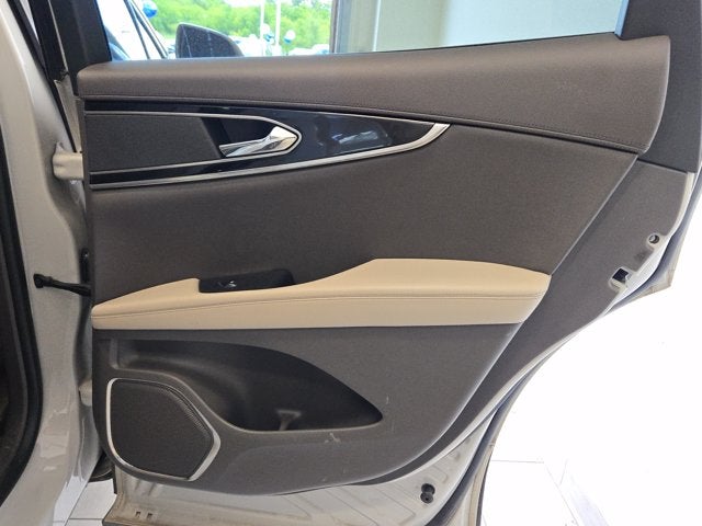 2023 Lincoln Nautilus Reserve AWD