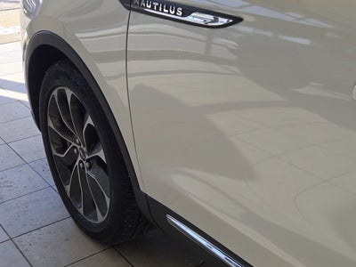 2023 Lincoln Nautilus Reserve AWD