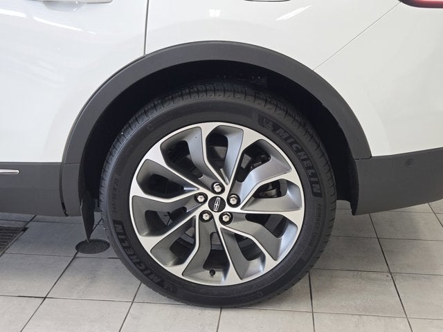 2022 Lincoln Nautilus Reserve AWD
