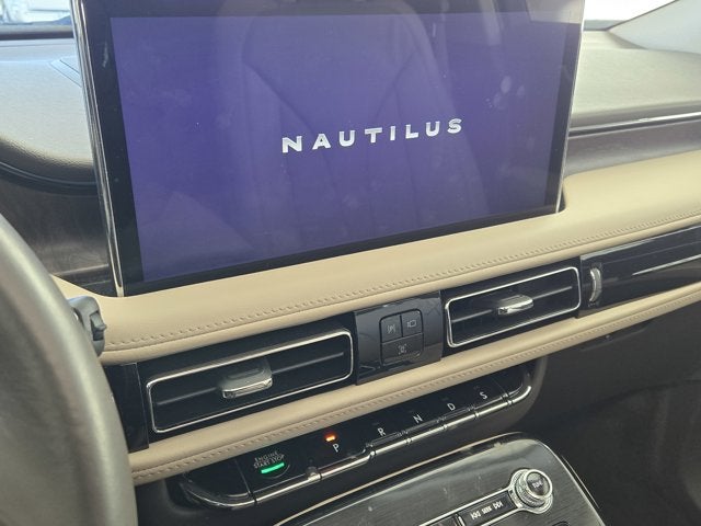 2023 Lincoln Nautilus Reserve AWD