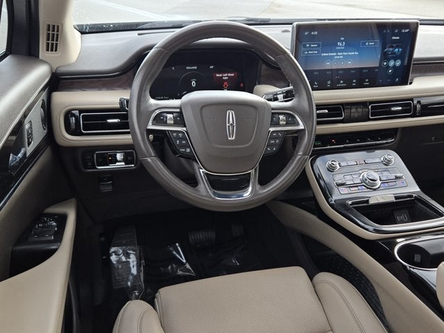 2023 Lincoln Nautilus Reserve AWD