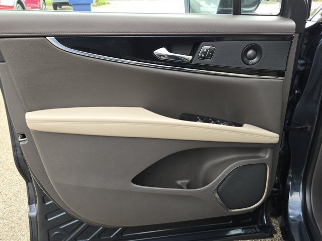 2023 Lincoln Nautilus Reserve AWD